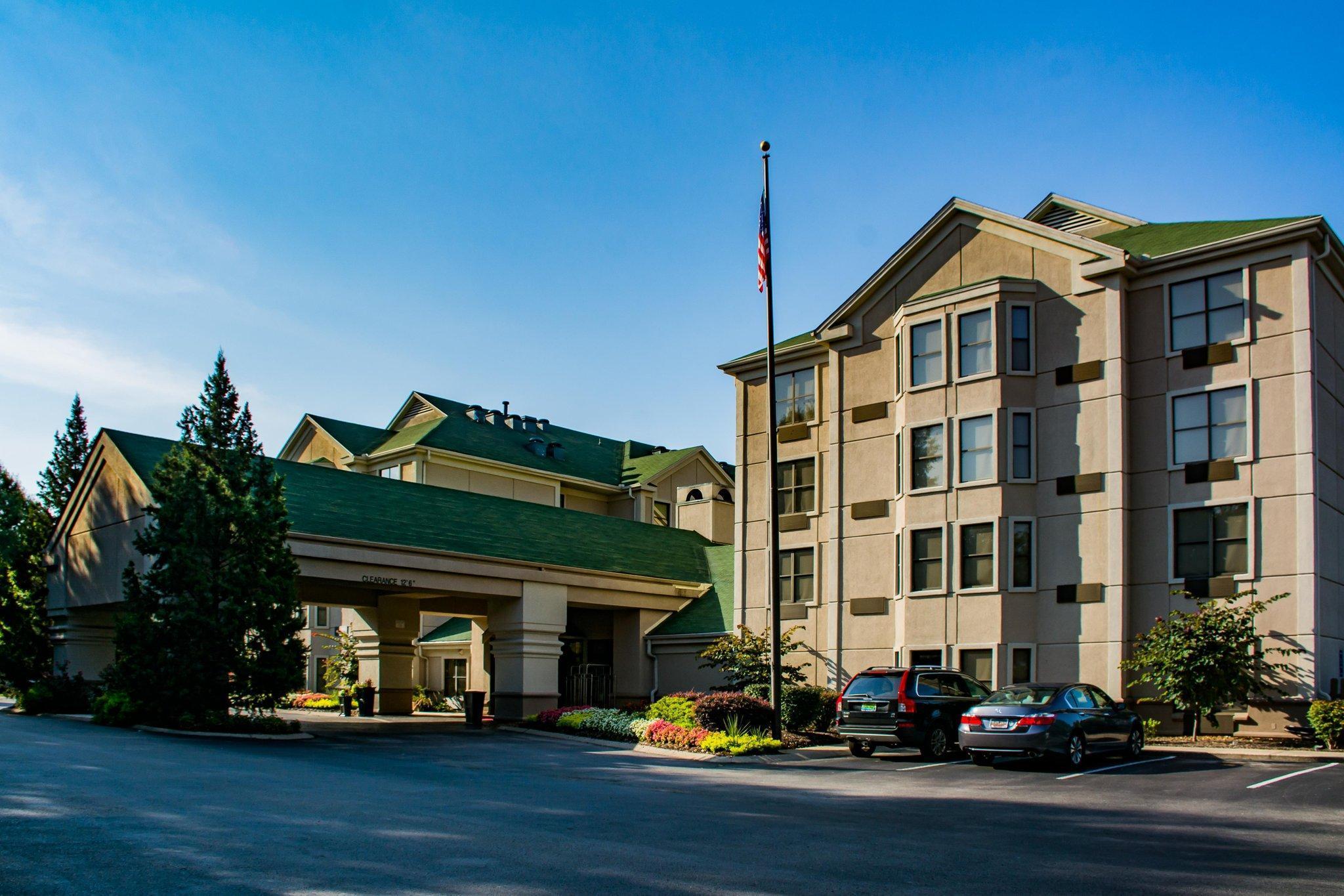 Hampton & Nashville Hotel