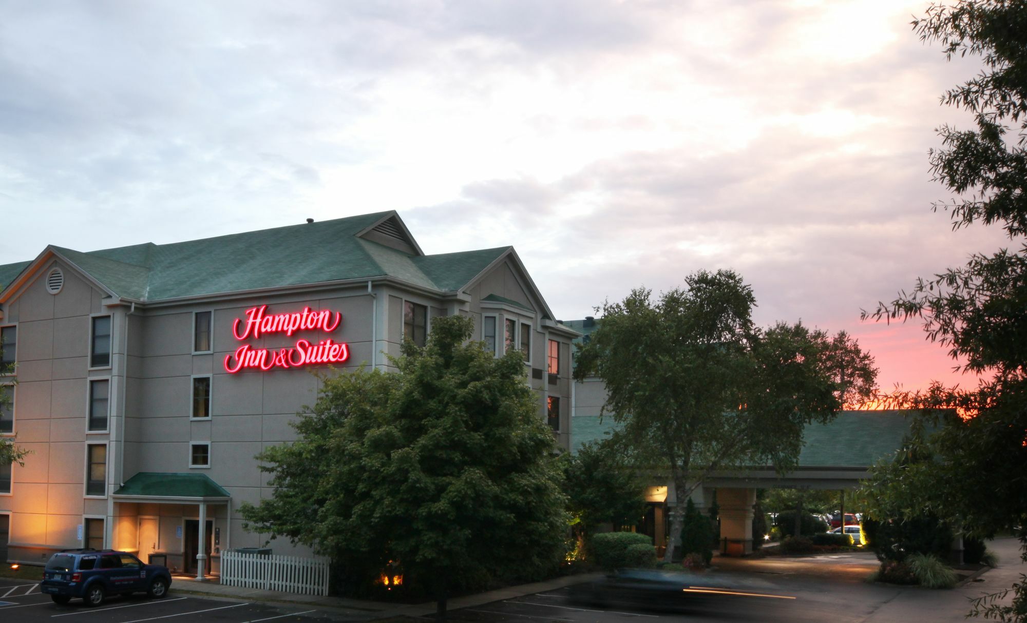 Hampton & Nashville Hotel