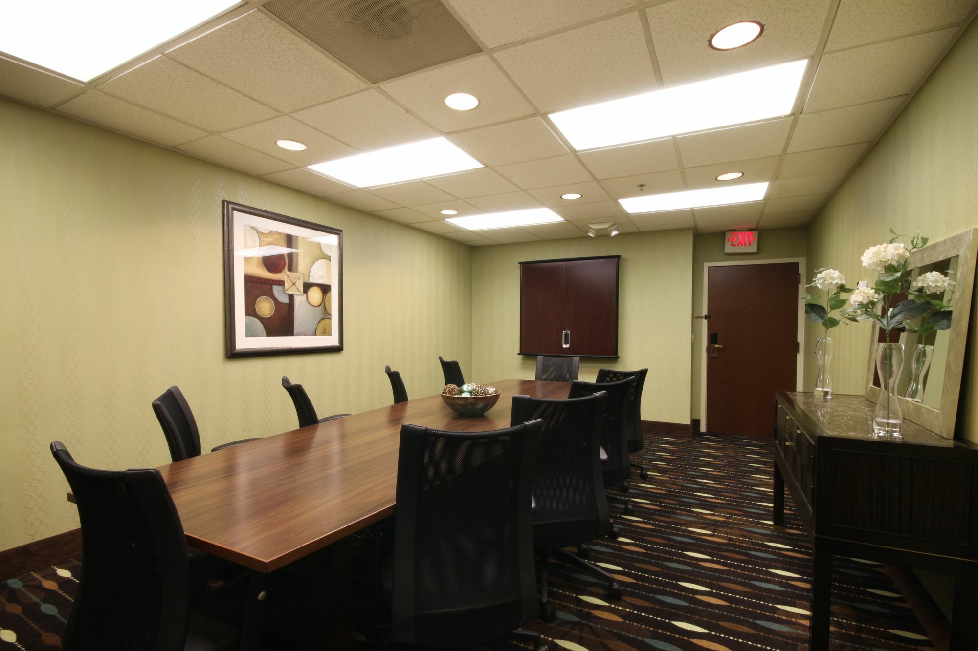 Hampton & Nashville Hotel 3*